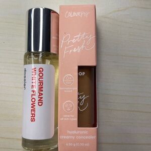 Colourpop Medium Dark 145W Concealer with  Dossier Gourmand White Flowers